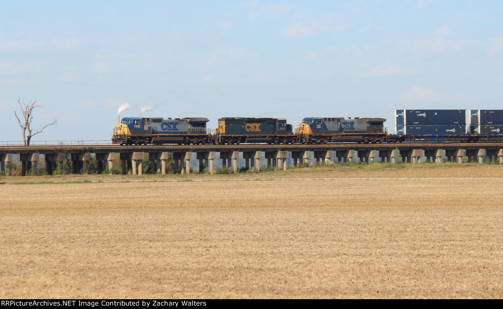 CSX 7892 4023 148